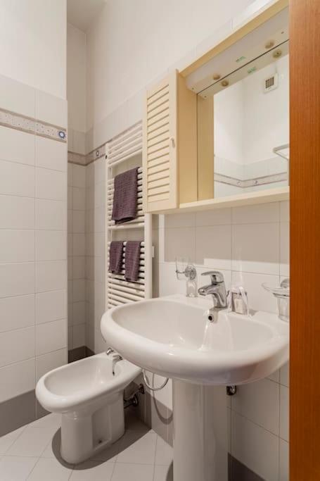Luxury Loft On The Duomo Wifi & Netflix Apartman Milánó Kültér fotó